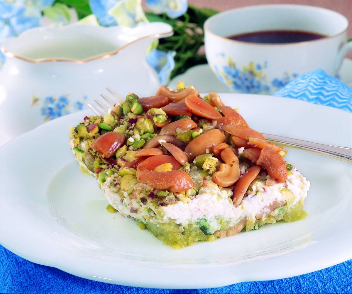 في شهر رمضان تعلمي تحضير مفروكة الفستق