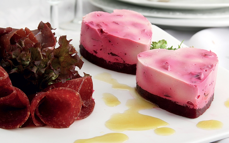 قلوب الشمندر والجبنة