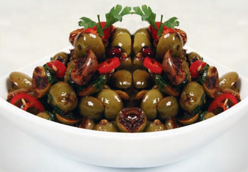 زيتون أخضر متبّل