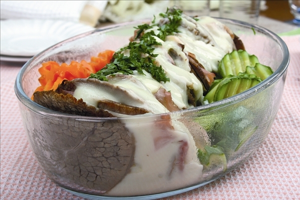 الشهباية مع الجبنة والجامبون