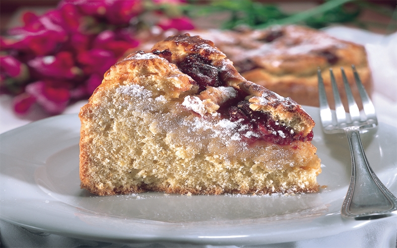 جاتوه باللوز والمربى