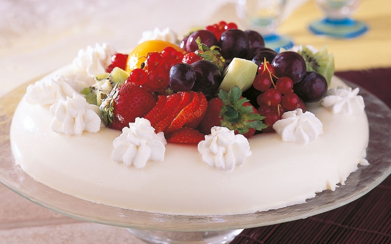 كاسترد الكريما الإيطالية بالفاكهة