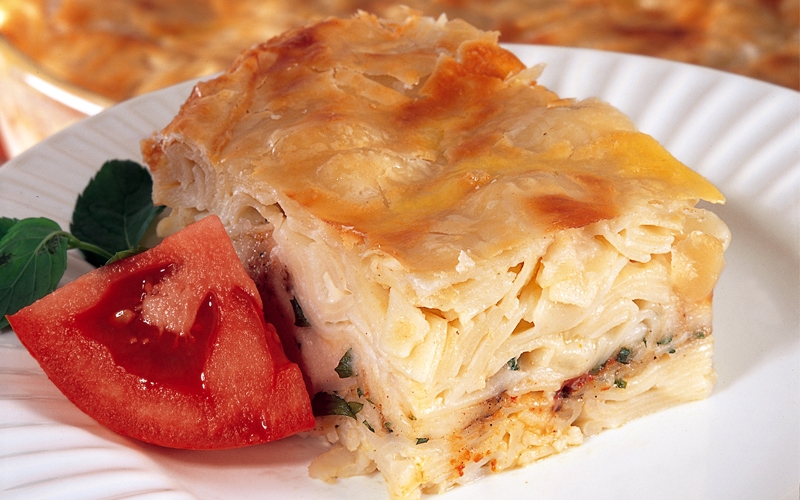 معكرونة بالعجين