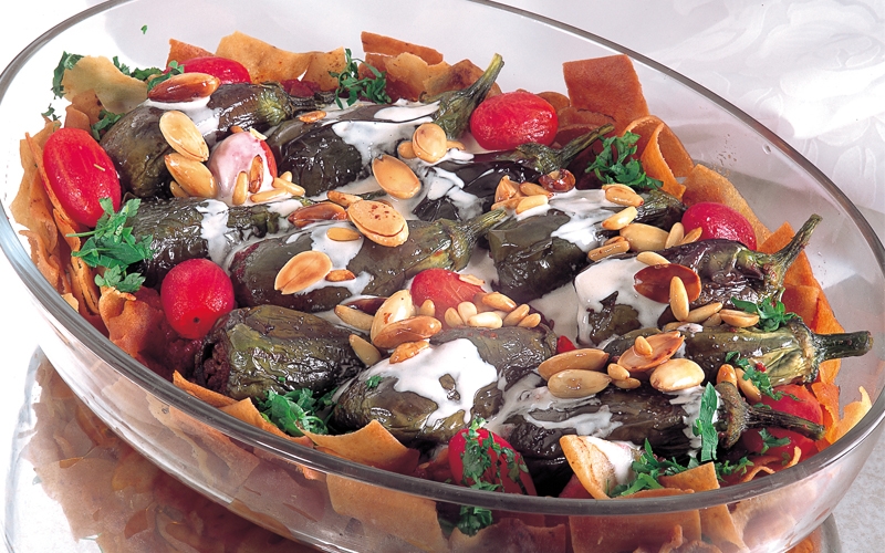 فتة مكدوس الباذنجان