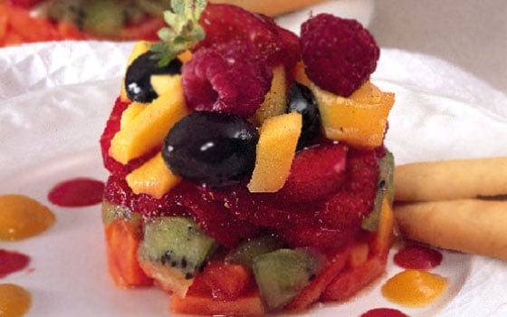 سلطة الفاكهة الاستوائية