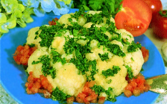 سلطة القرنبيط بالكزبرة والثوم 