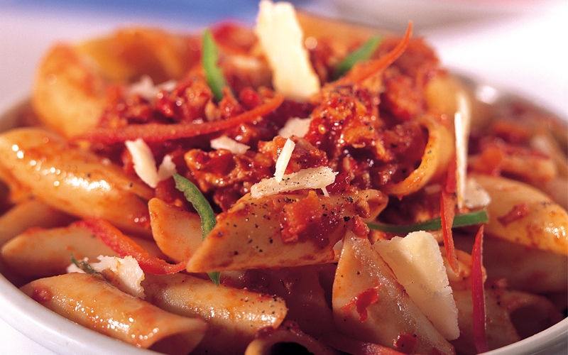 معكرونة بالحبش