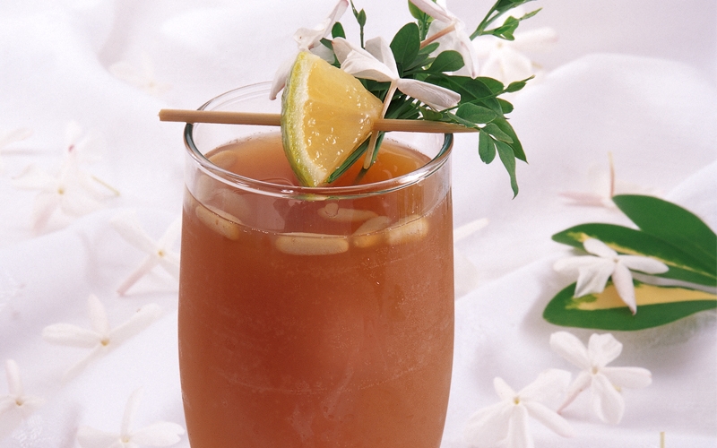 الشاي البارد بعصير البرتقال