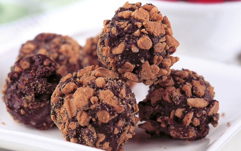 كرات الشوكولا الهشة