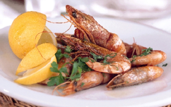 القريدس بالفلفل الحريف والكزبرة