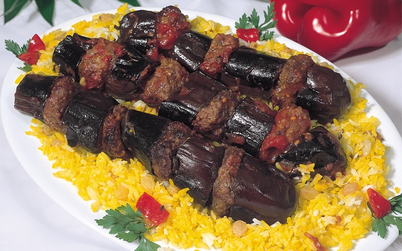 كباب الباذنجان المسحب بالبندورة