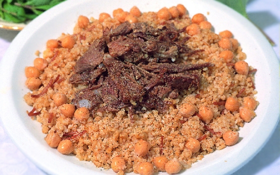 لسانات بالبرغل والحمص