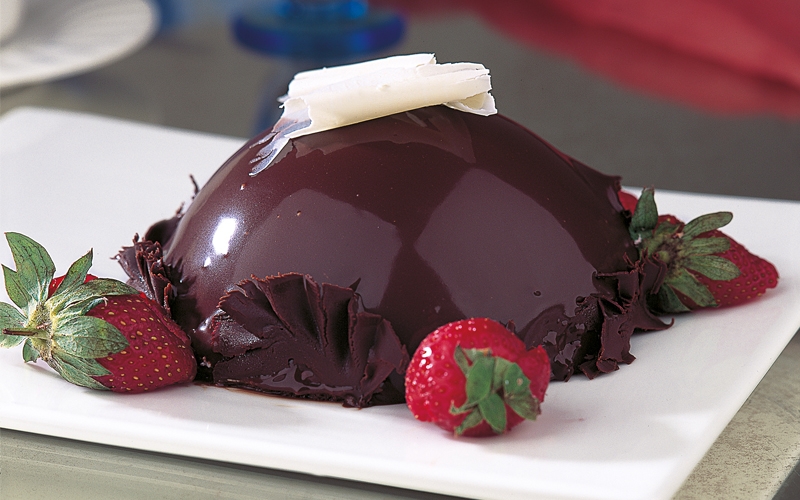 دوم الشوكولا والفراولة