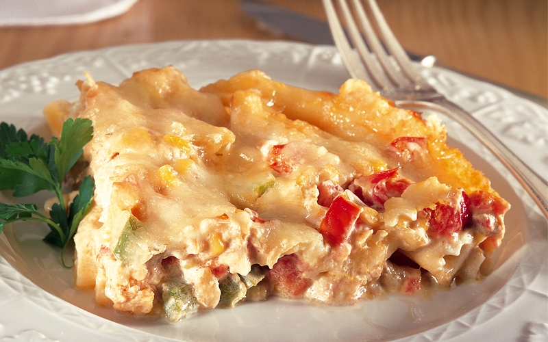 السلطة الفاترة بالتونة والخضار