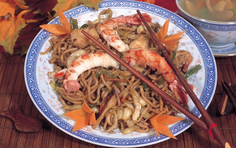 معكرونة ثمار  البحر (صيني)