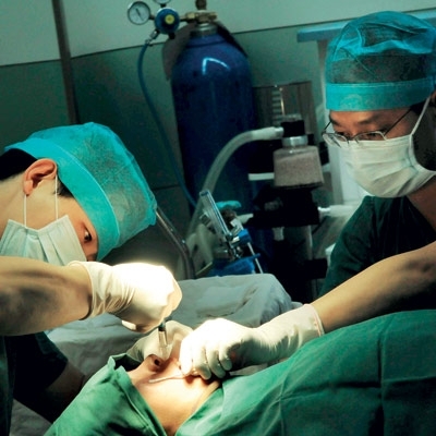 عملية تجميل الأنف... فنية بامتياز