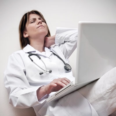 ألم، ورم، تيّبس،  إلتهابات، داء المفاصل...