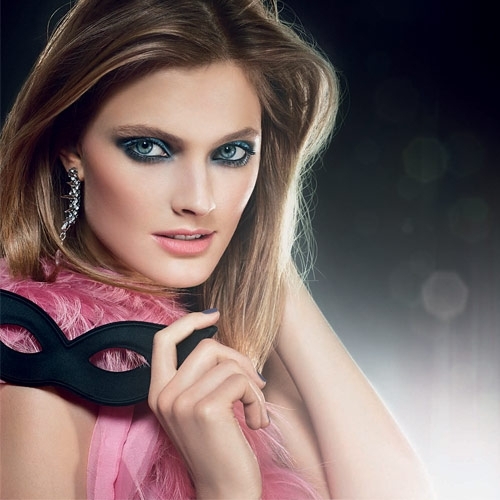 ايستيه لودر Estée Lauder تقدم مجموعة Pretty Naughty