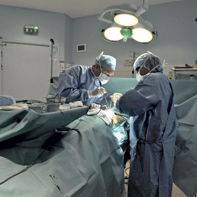 عمليات التجميل عند القاصرين