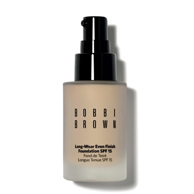 ماكياج الأساس Long-wear Even Finish Foundation SPF 15 الجديد