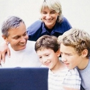 قواعد السلامة في استخدام الصغار للإنترنت