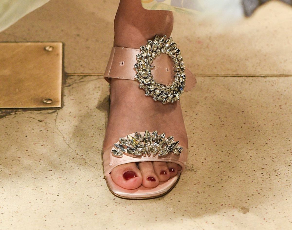 صيحة الأحذية التي ستميز حضورك لخريف وشتاء 2017-2018