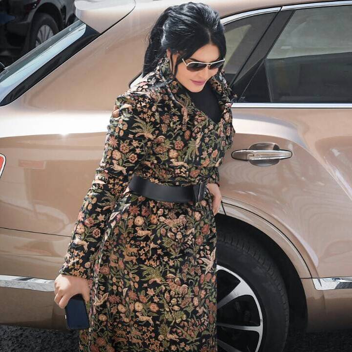 بالفيديو - أحلام تفاجئ المتابعين بإطلالة عفوية في متجر للألبسة