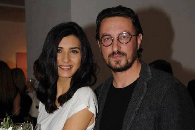 طليق توبا يلجأ إلى القضاء بسبب علاقتها الغرامية.. ما القصة؟