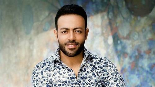 انتشار أول صورة لخطيبة تامر عاشور.. تعرفوا عليها