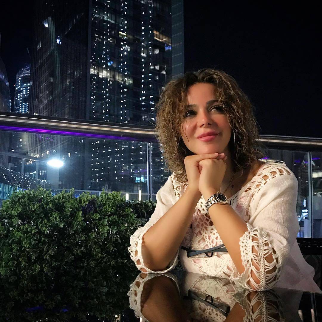 بالفيديو - سوزان نجم الدين تظهر بوجه منتفخ وتكشف السبب... وهكذا ردّت على منتقدي عمليات التجميل