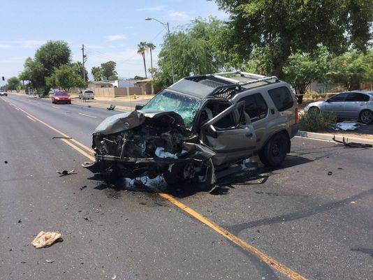 عاجل - مصرع فنانة مصرية في حادث سيارة بالقاهرة