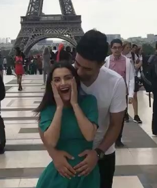 بالصور - كارمن سليمان في أوّل جلسة تصوير بعد إعلان الحمل