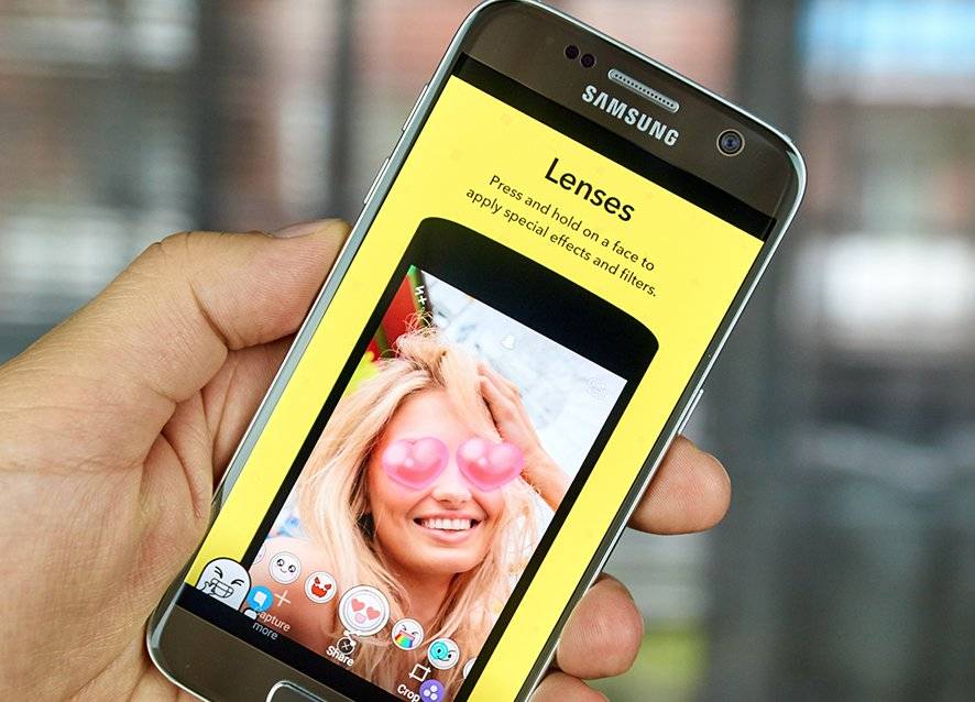 تجسّست على زوجها على 