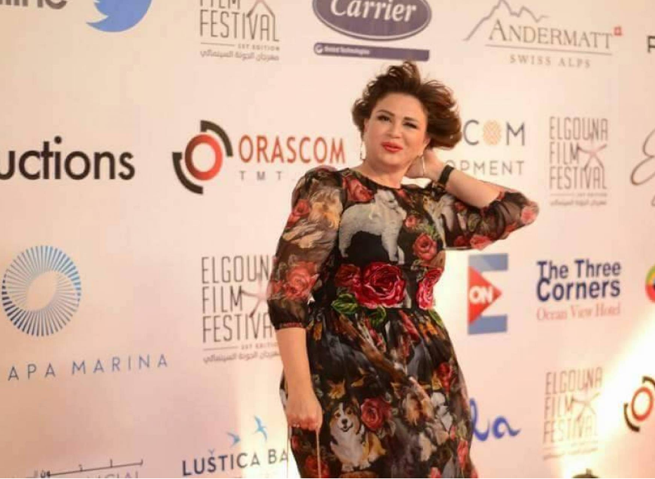 بالصور - السعر الحقيقي الباهظ لفستان 