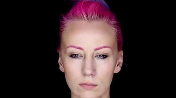 شاهد كيف فصلت الساحرة الصربية المرعبة رأسها عن جسدها