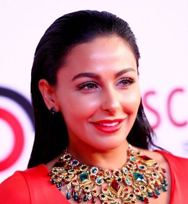 ميس حمدان تثير ضجة بفيديو جديد.. شاهدوا ما فعلته