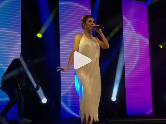 بالفيديو - ميريام فارس بإطلالة ساحرة ورقص باهر
