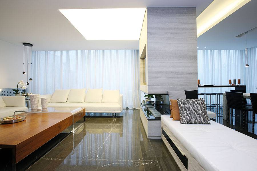 ممهور بتوقيع أشهر  المصمّمين العالميين منزل يكتسي بحلّة «الهاي تك»