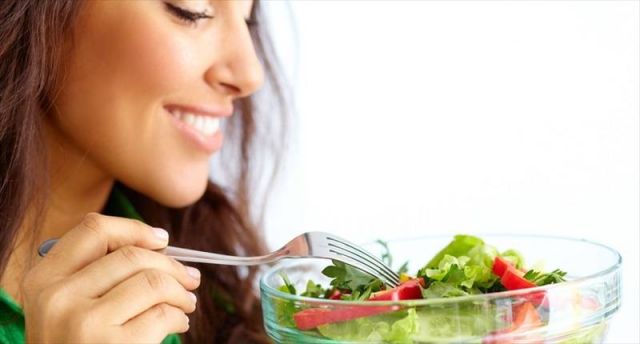 هكذا تصبحون نباتيين من دون التخلي عن اللحوم... إليكم السر