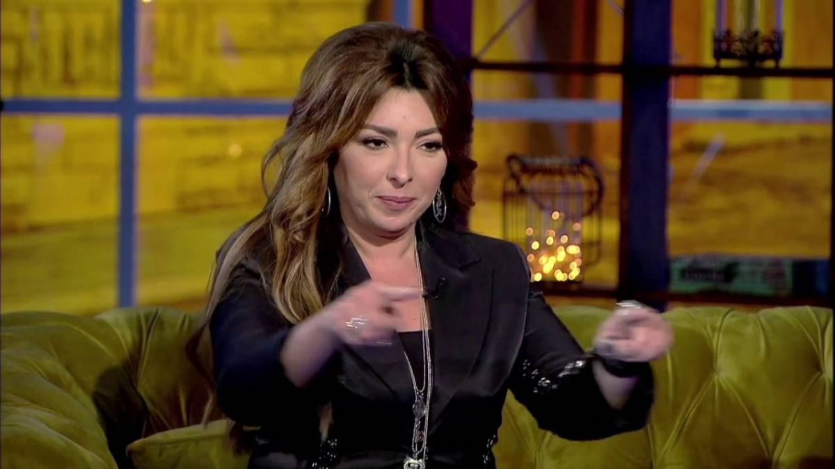 بالصور- تعرفوا الى مهن زوجات النجوم: 