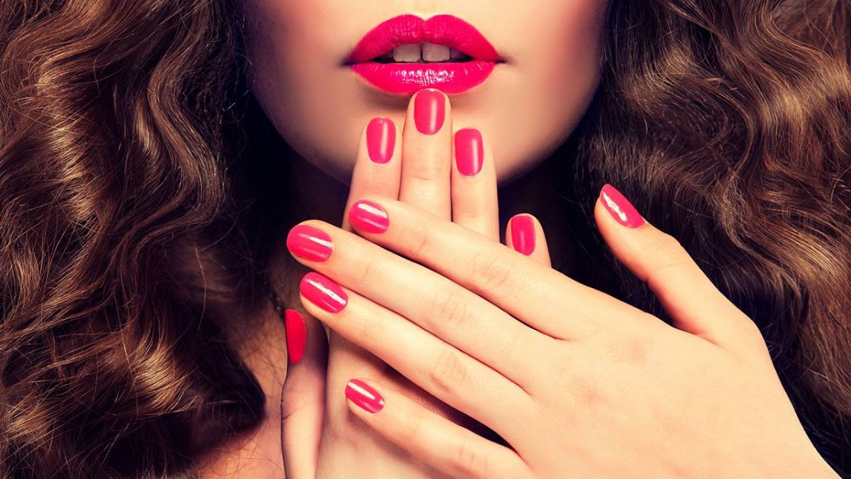 إذا كنتِ تخضعين للعلاج الكيميائي... إليكِ طرق العناية المثلى بأظافركِ