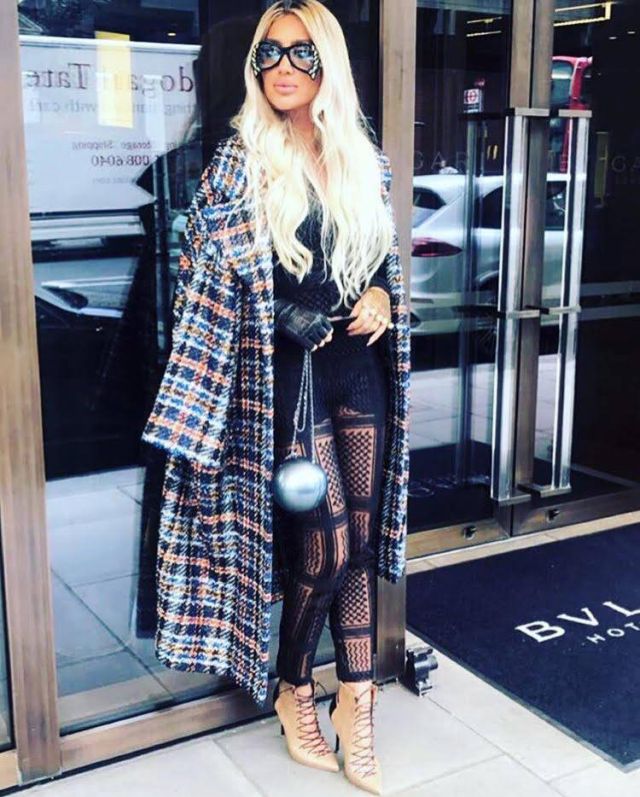 بالصور - كم يبلغ ثمن نظارات مايا دياب الشمسية؟