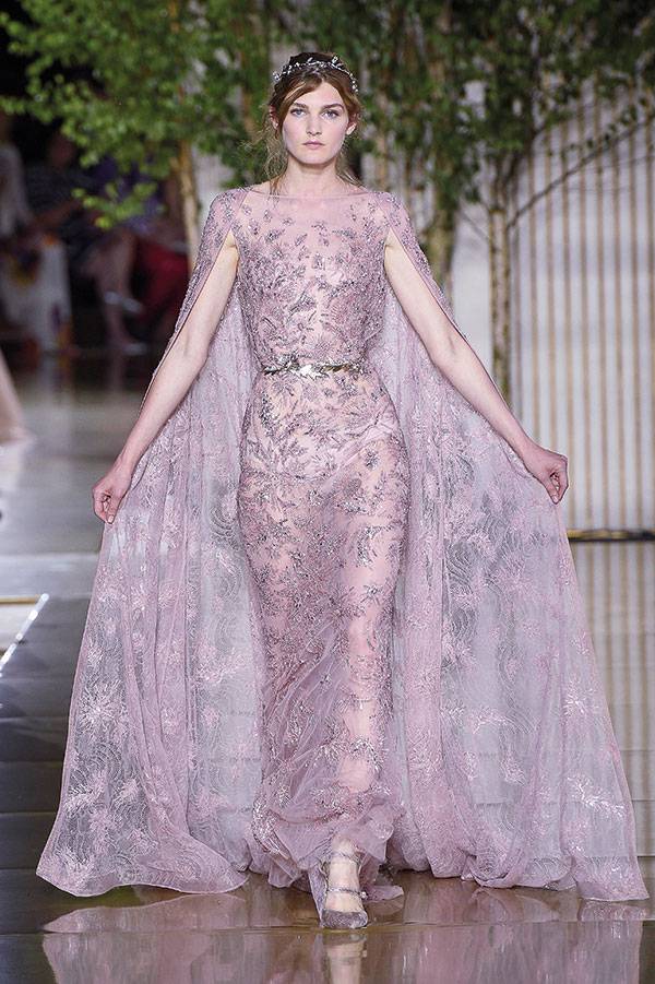 تألقي كالملكات... بريق اطلالتك لن يخفت مع هذه الاكسسوارات اللماعة التي تزيد من جاذبيتك وقوة حضورك