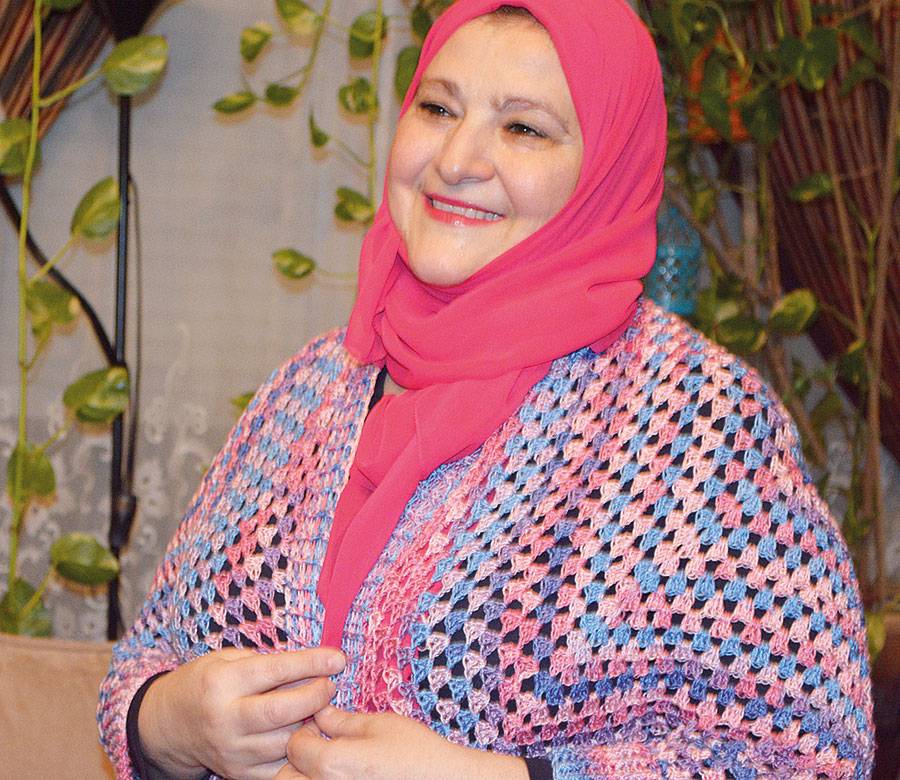 مصمّمة الحقائب سوسن دخيل: أعشق فن الكروشيه