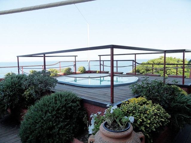 منتجع وسبا ميزاتور، إيطاليا