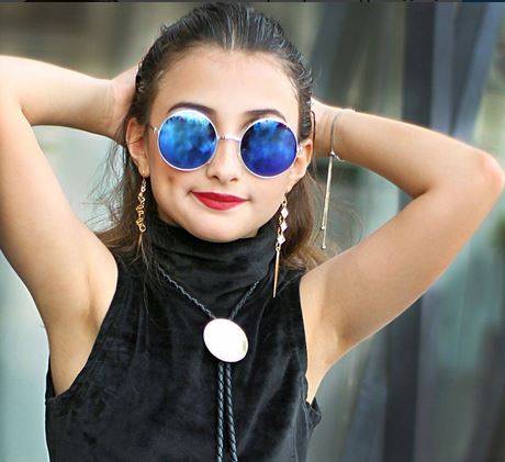 بالصور - حلا ثانية ولكن سعودية تشغل مواقع التواصل.. تعرفوا عليها