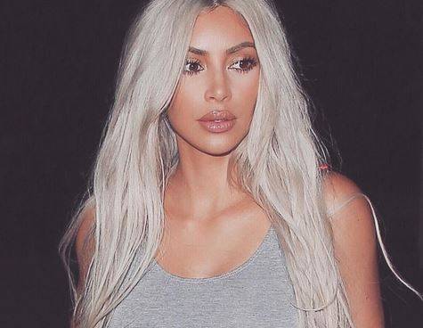 كيم كارداشيان تعترف بإصابتها بهذا المرض الغريب.. وتتهم الجمهور بذلك