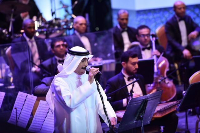 بالصور - ماذا فعل عبد الله الرويشد في حفلته في القاهرة؟