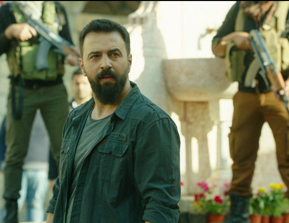 صورة من مسلسل قديم لتيم حسن تثير سخرية المتابعين... لم يصدّقوا كيف كان شكله