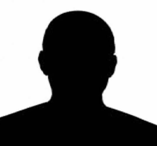 بالفيديو - نجم مصري شهير ممنوع من رؤية ابنتيه ويقول بحرقة: 